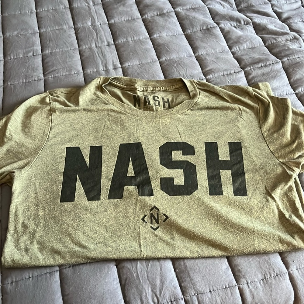 The NASH Collection Green T-Shirt - Size S